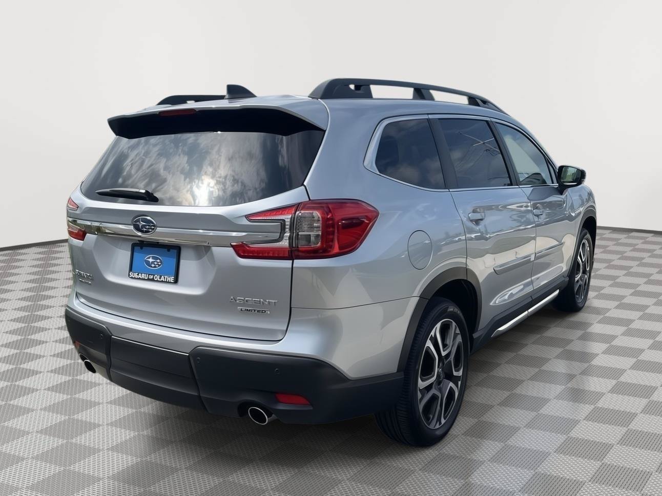 Certified 2025 Subaru Ascent Limited AWD/4WD image 8