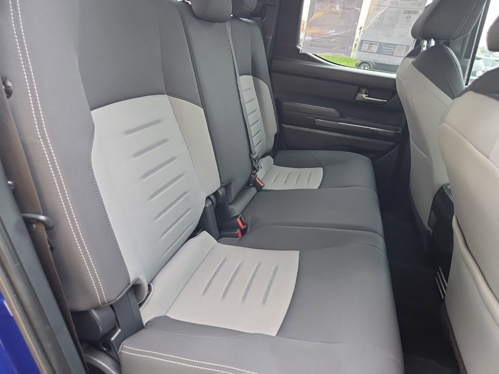 Used 2024 Toyota Tacoma TRD Off-Road AWD/4WD image 27