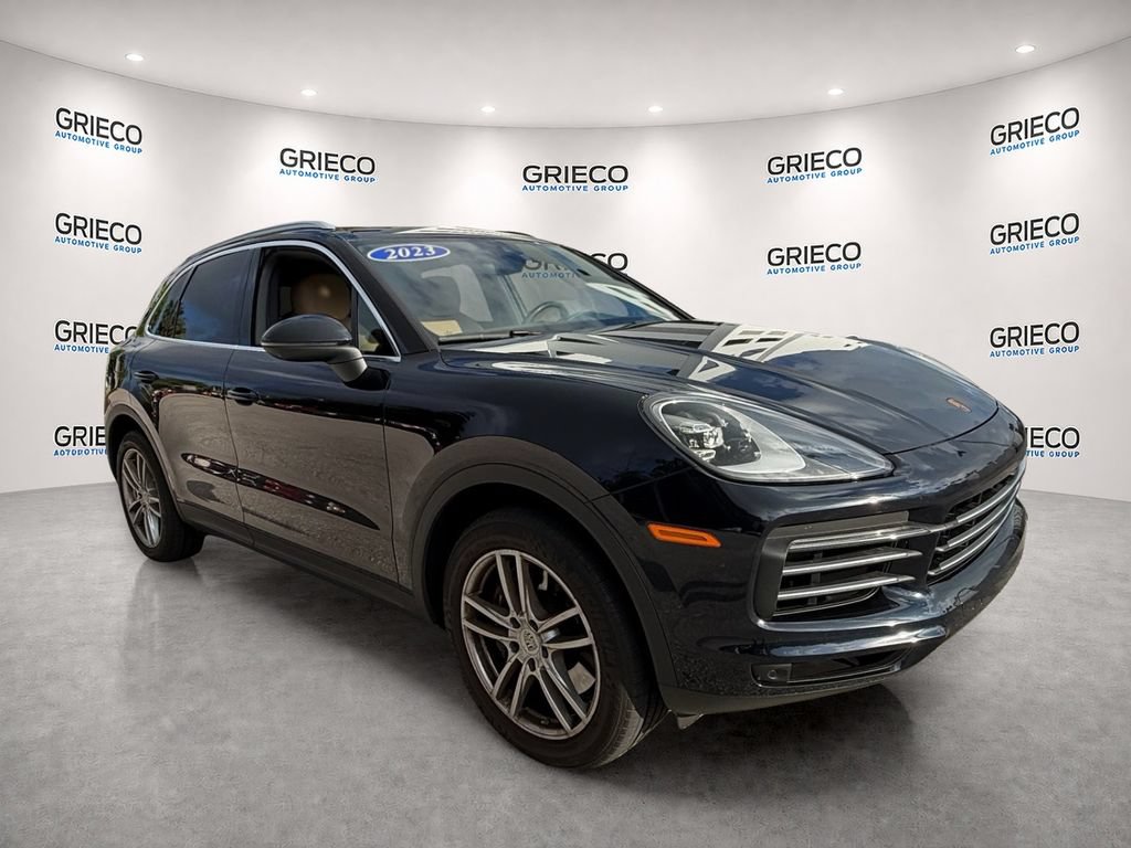 Used 2023 Porsche Cayenne Platinum Edition AWD/4WD image 1