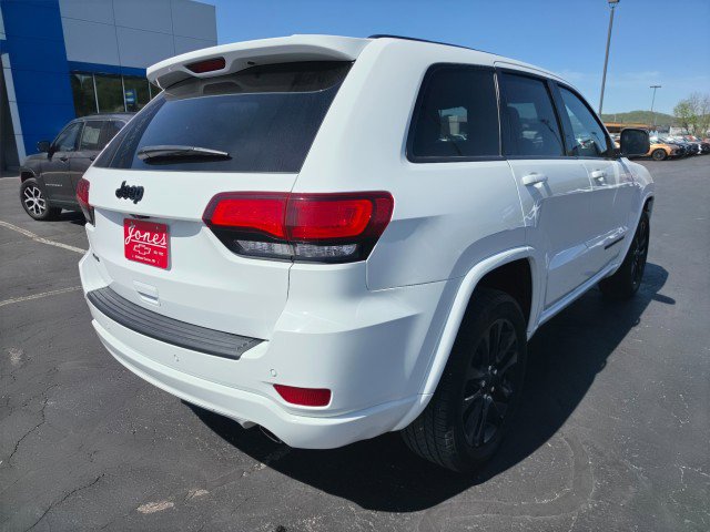 Used 2021 Jeep Grand Cherokee Laredo X AWD/4WD image 5