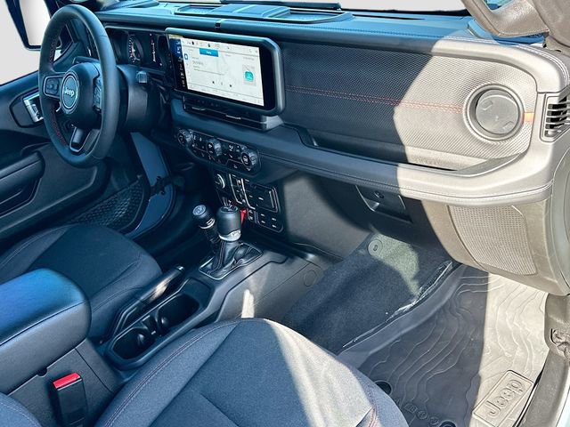 Used 2024 Jeep Wrangler Unlimited Rubicon w/ XTREMEE 35" Tire Package image 28