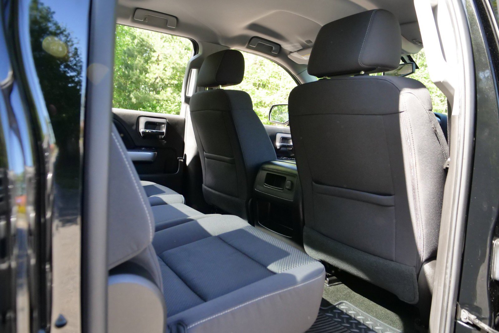 Used 2018 Chevrolet Silverado 1500 LT w/ All Star Edition AWD/4WD image 34