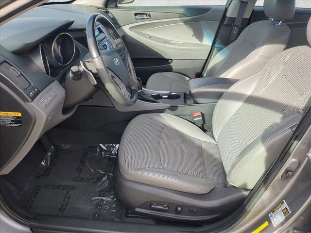 Used 2012 Hyundai Sonata SE image 16