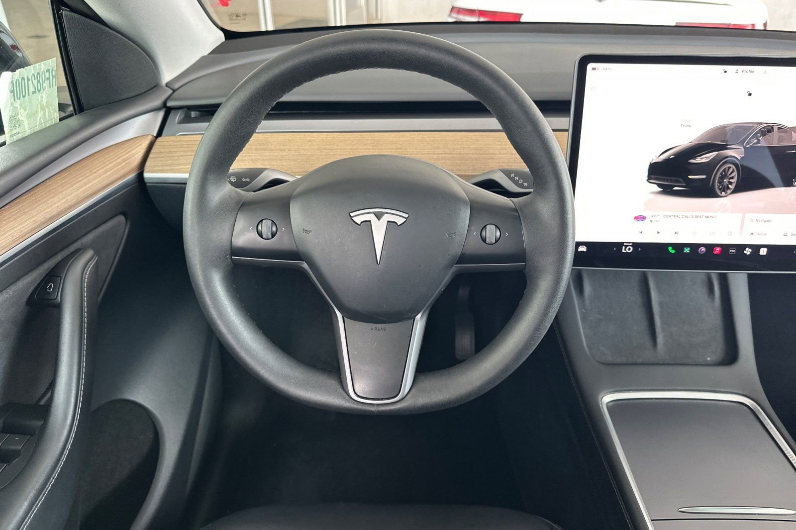 Used 2024 Tesla Model Y Long Range image 14