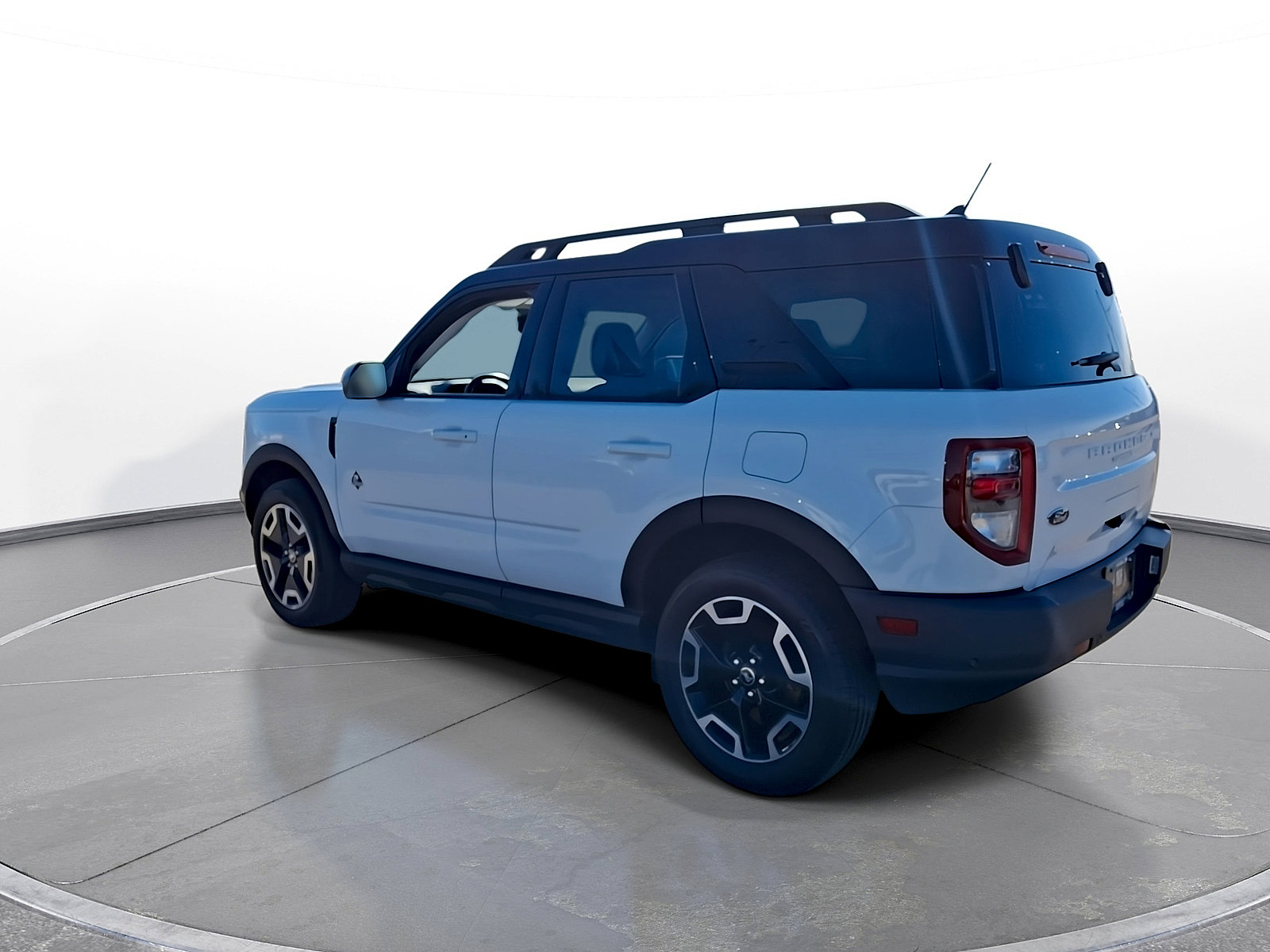 Used 2022 Ford Bronco Sport Outer Banks image 6