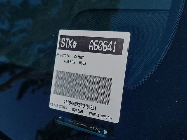 Used 2025 Toyota Camry XSE FWD image 28