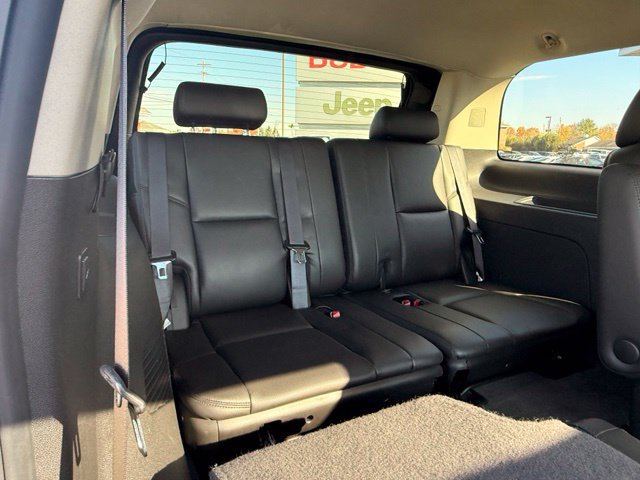 Used 2012 Cadillac Escalade Premium AWD/4WD image 43