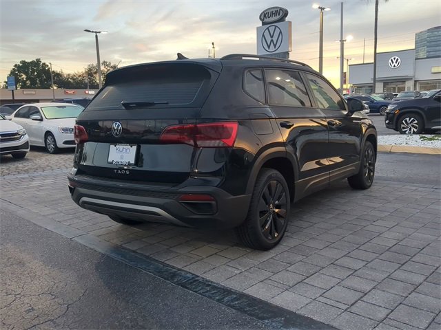 Certified 2024 Volkswagen Taos S image 4