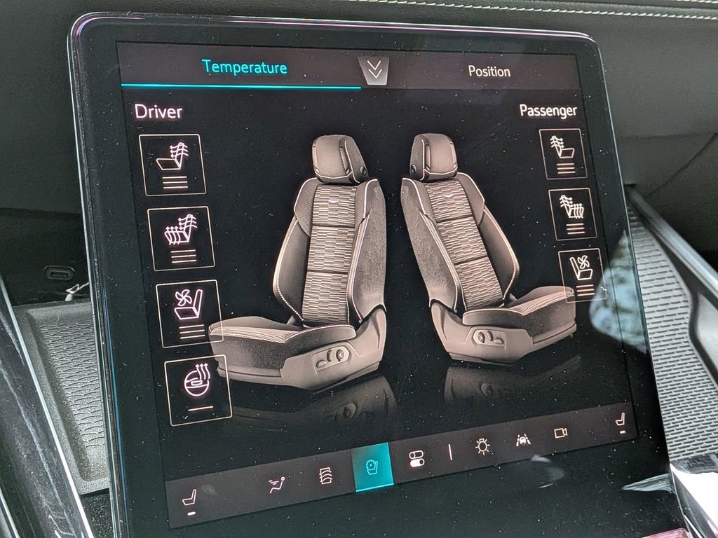 Certified 2025 Cadillac Escalade ESV Sport w/ Touring Package image 29