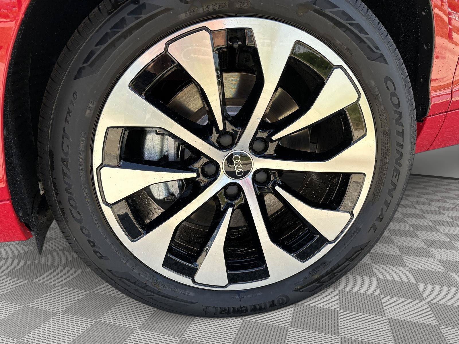 New 2026 Audi Q3 quattro 2.0T AWD/4WD image 9