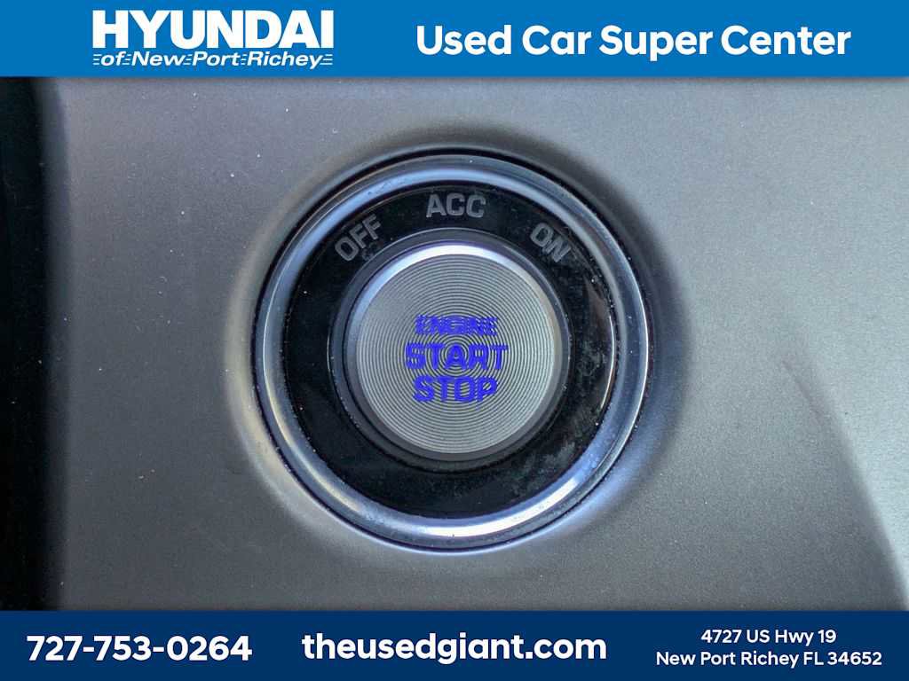 Used 2015 Hyundai Sonata Limited w/ Option Group 06 FWD image 40