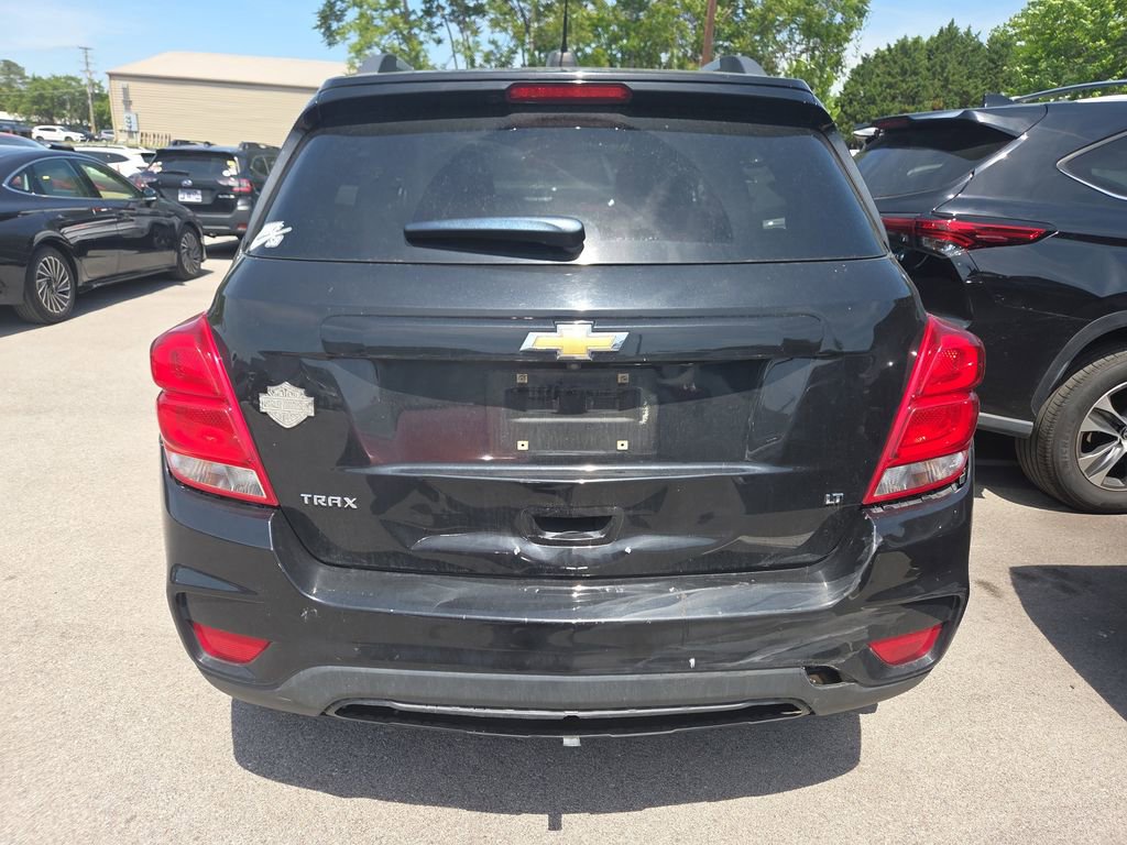 Used 2019 Chevrolet Trax LT w/ LT Convenience Package FWD image 5
