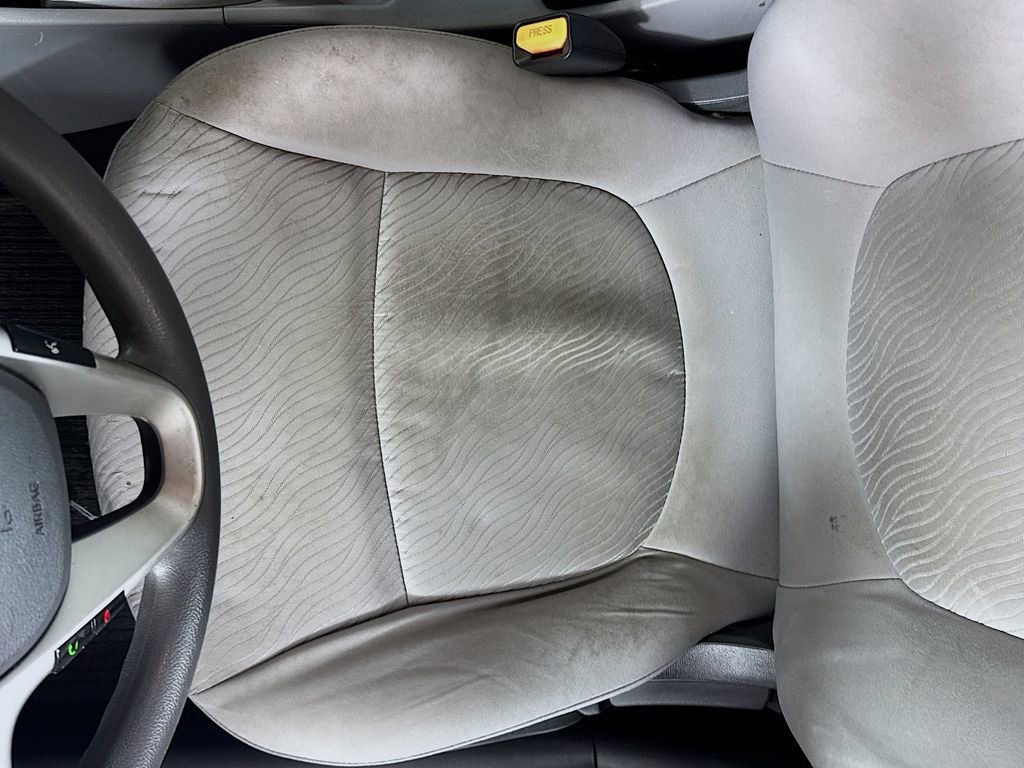 Used 2014 Hyundai Accent GLS w/ Option Group 2 image 18