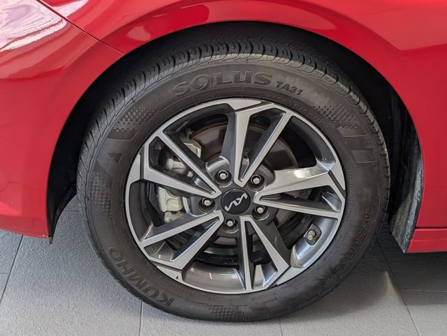 Used 2024 Kia Forte LXS FWD image 4