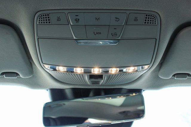 Used 2022 Mercedes-Benz GLC 300 4MATIC image 32