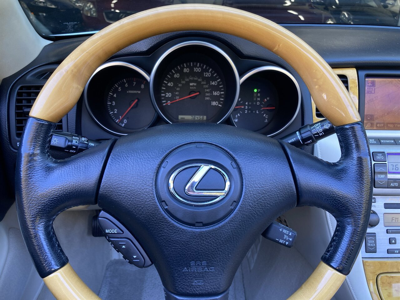 Used 2005 Lexus SC 430 Convertible image 21