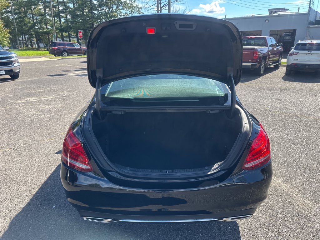 Used 2015 Mercedes-Benz C 300 4MATIC Sedan image 17