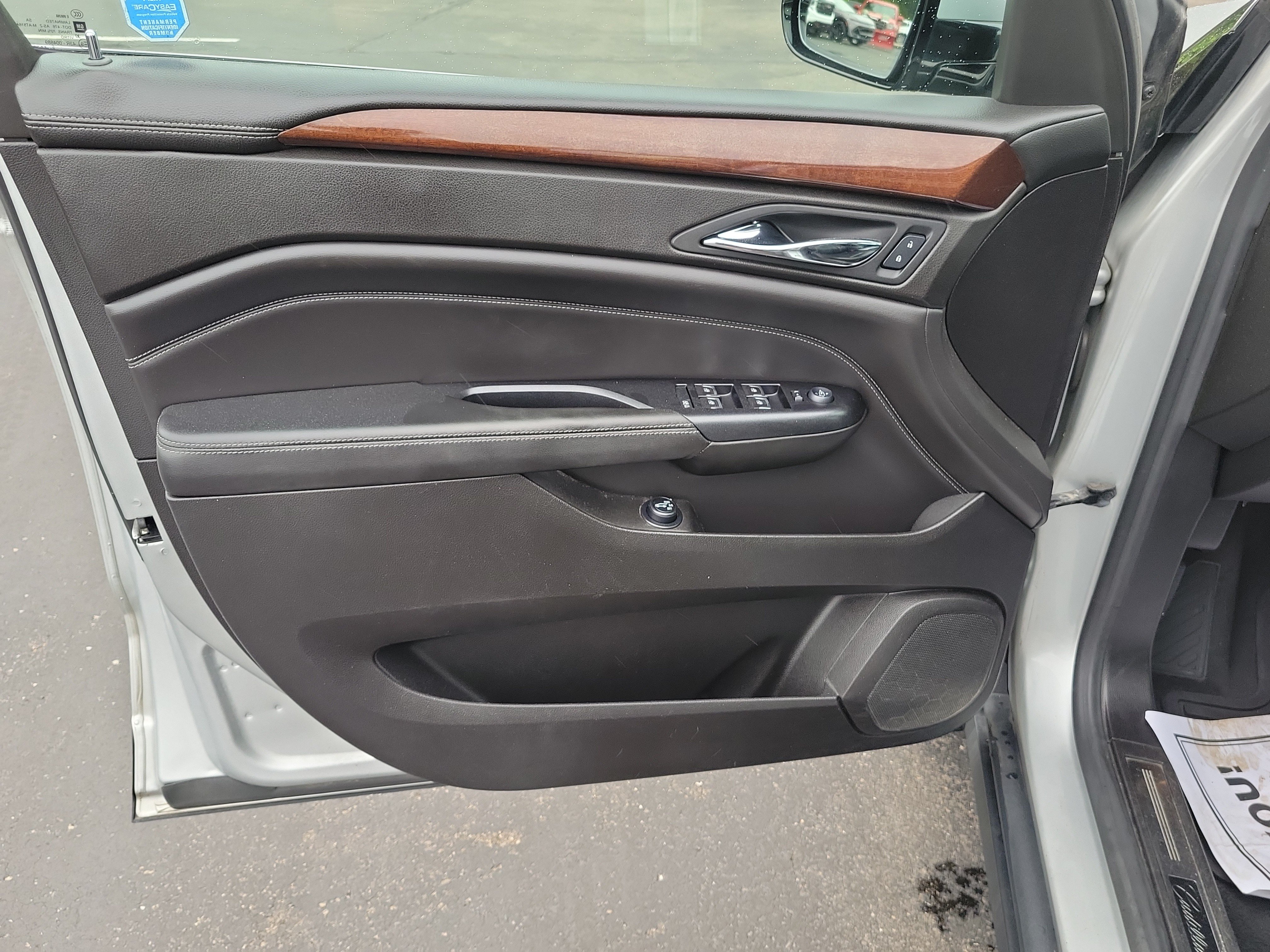 Used 2016 Cadillac SRX Luxury AWD/4WD image 20