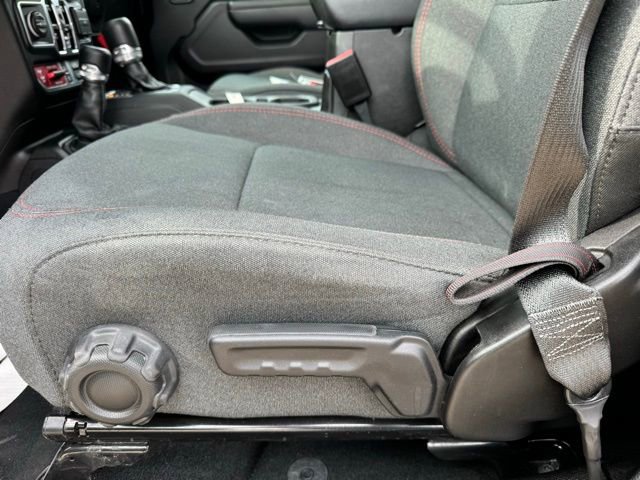 Used 2024 Jeep Wrangler Unlimited Rubicon image 22