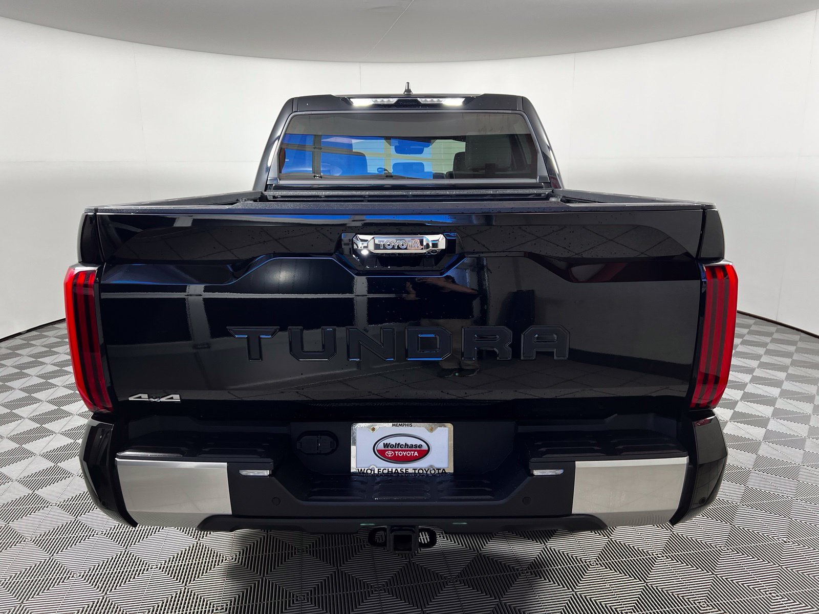 Certified 2026 Toyota Tundra Limited AWD/4WD image 6