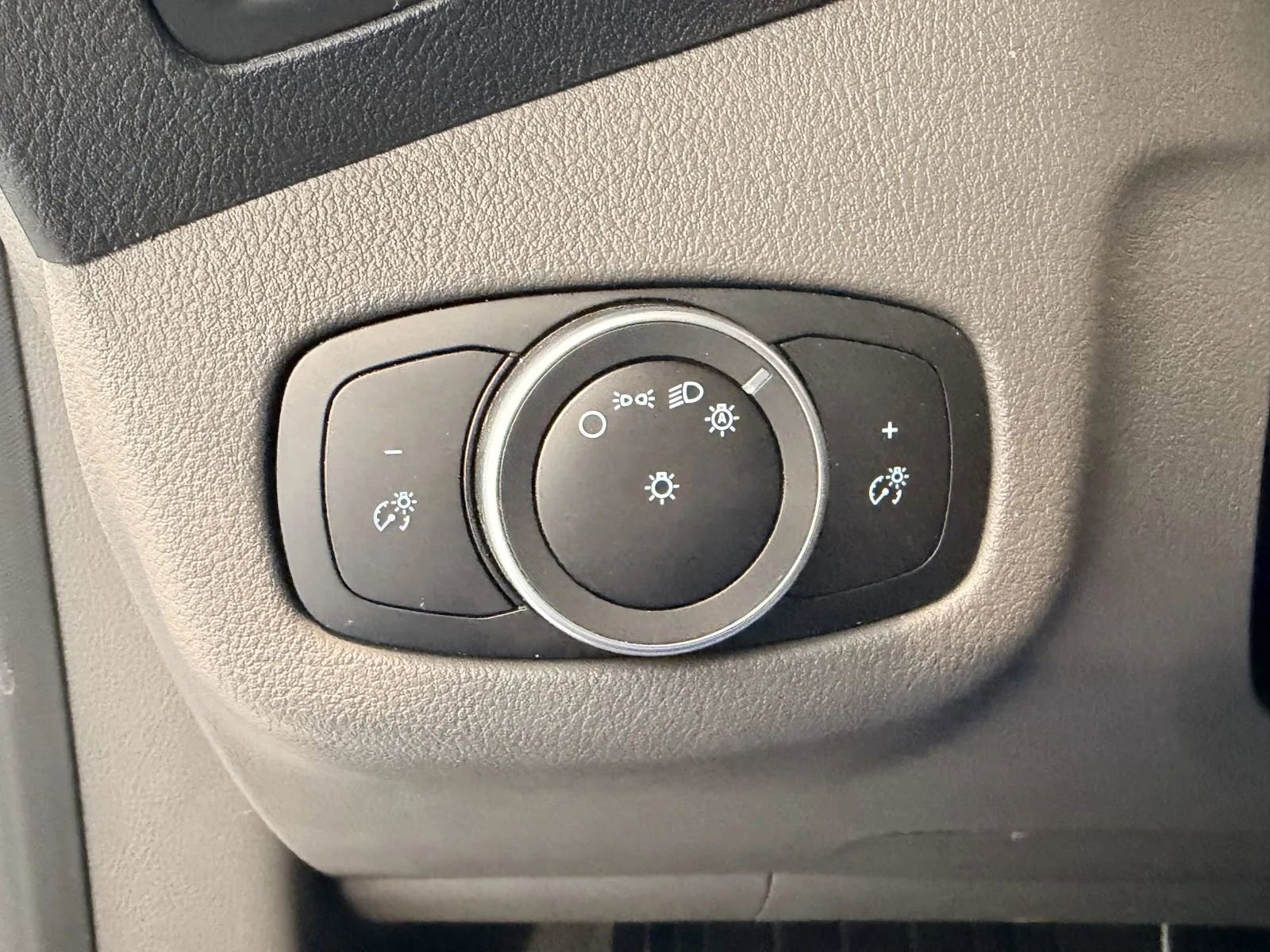 Used 2021 Ford Transit Connect XL FWD image 37