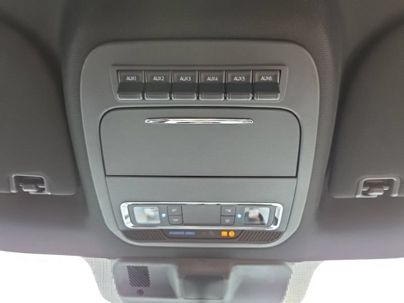 New 2026 Ford F450 Lariat w/ FX4 Off-Road Package AWD/4WD image 46