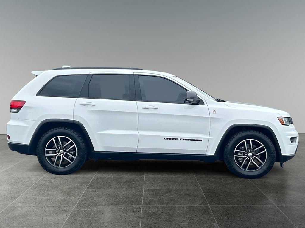 Used 2018 Jeep Grand Cherokee Trailhawk AWD/4WD image 10