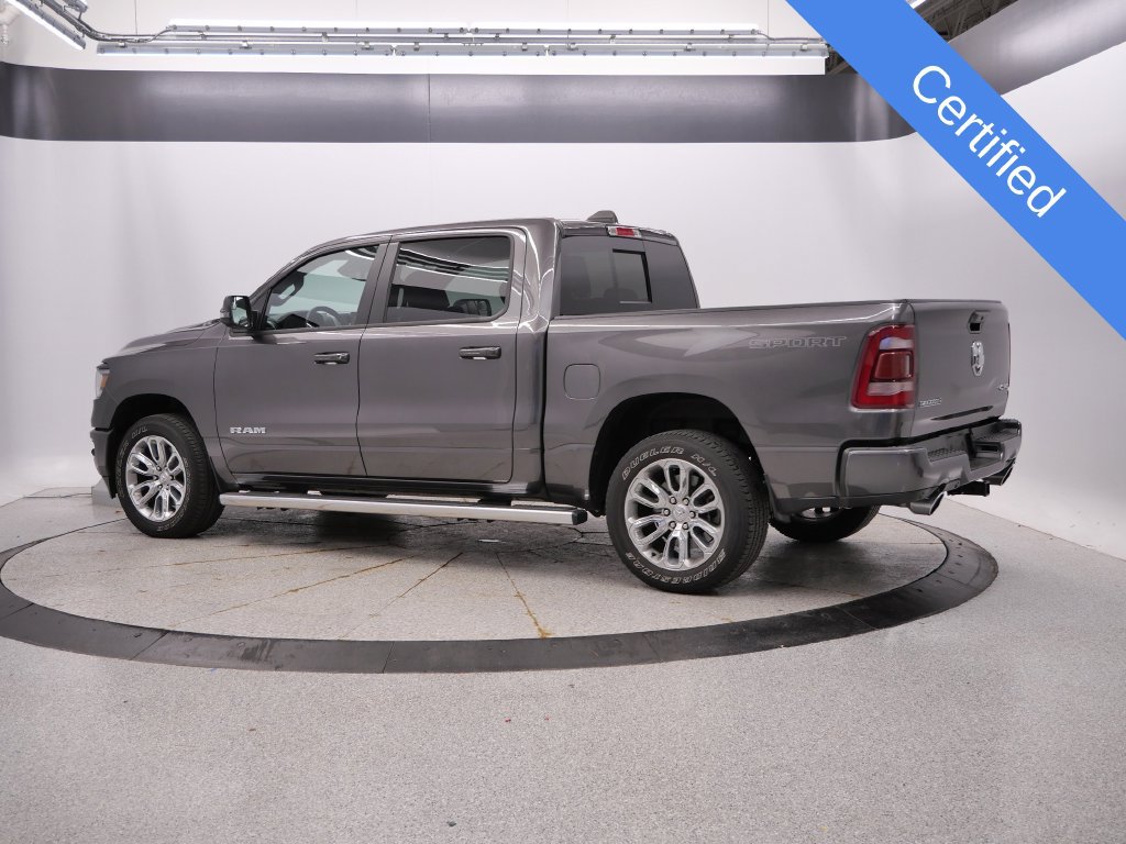 Used 2023 RAM 1500 Laramie AWD/4WD image 3