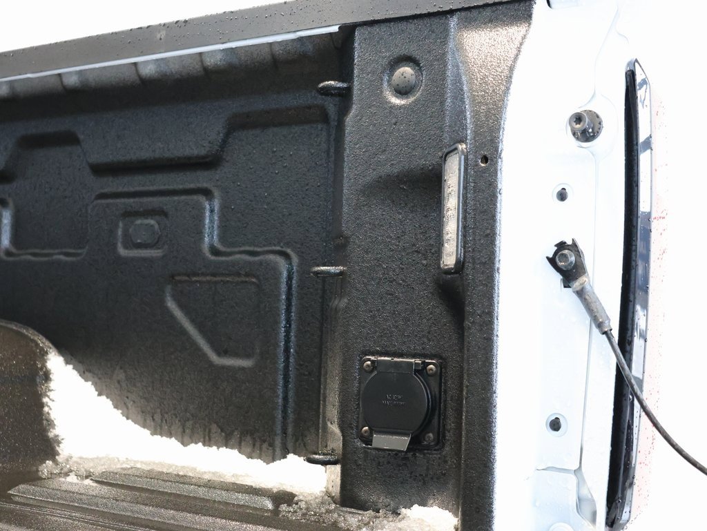 New 2026 GMC Sierra 3500 Denali w/ Denali Reserve Package image 37