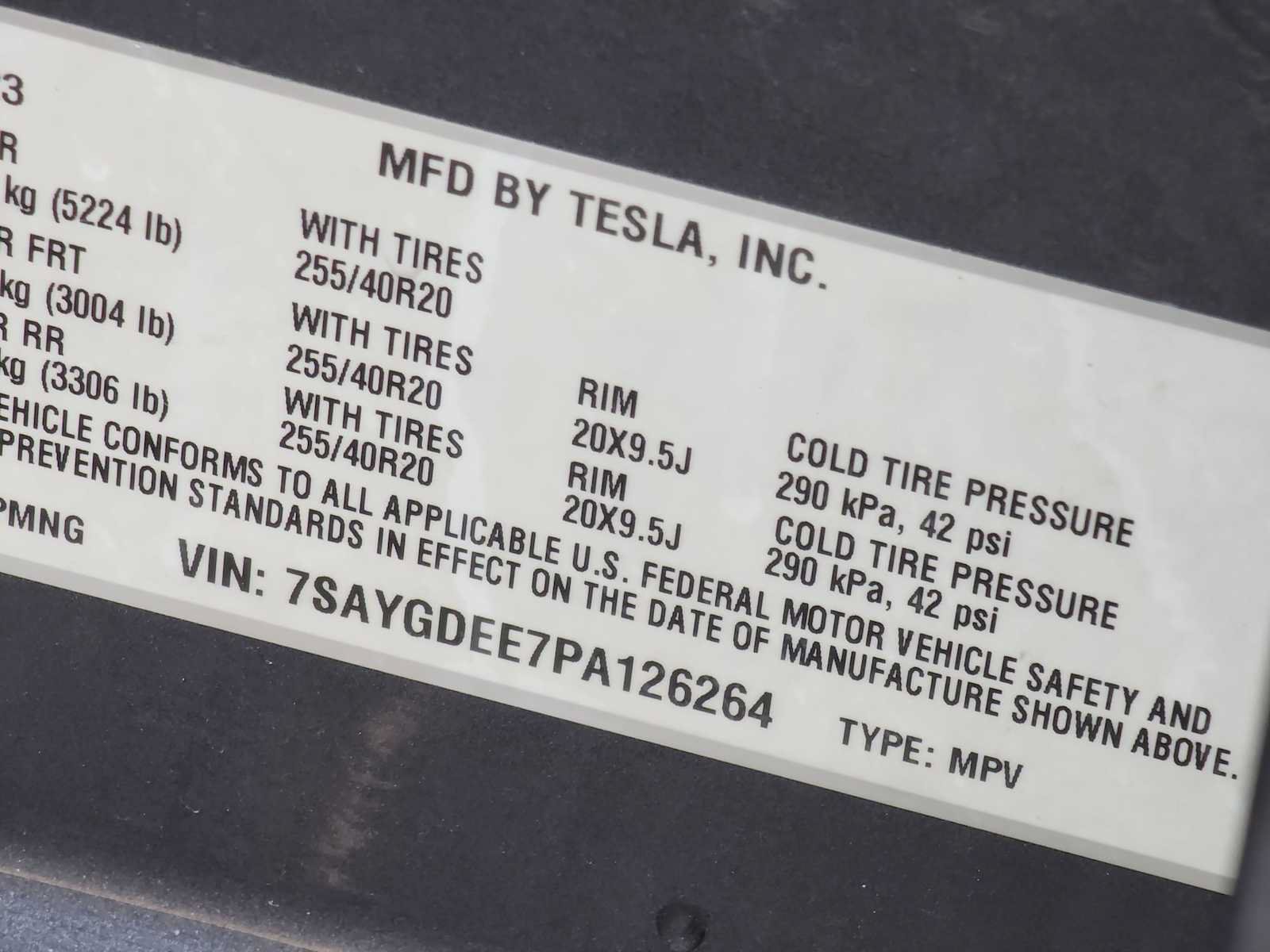 Used 2023 Tesla Model Y Long Range AWD/4WD image 23