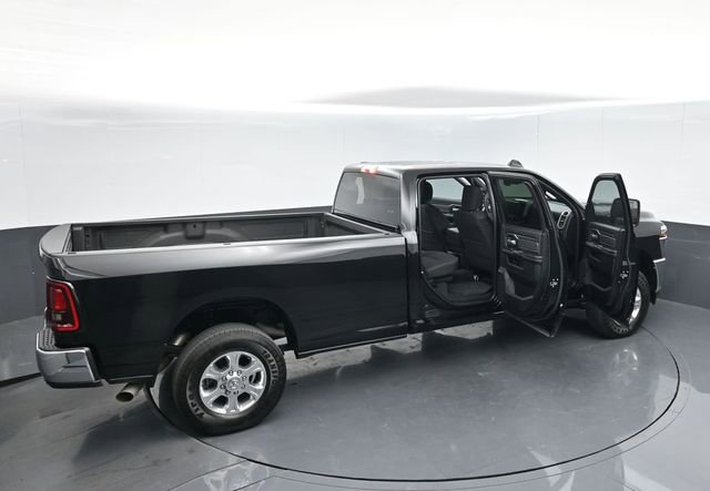 Used 2025 RAM 3500 Big Horn AWD/4WD image 58