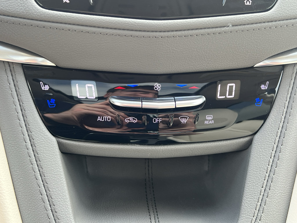 Used 2024 Cadillac XT5 Premium Luxury AWD/4WD image 23