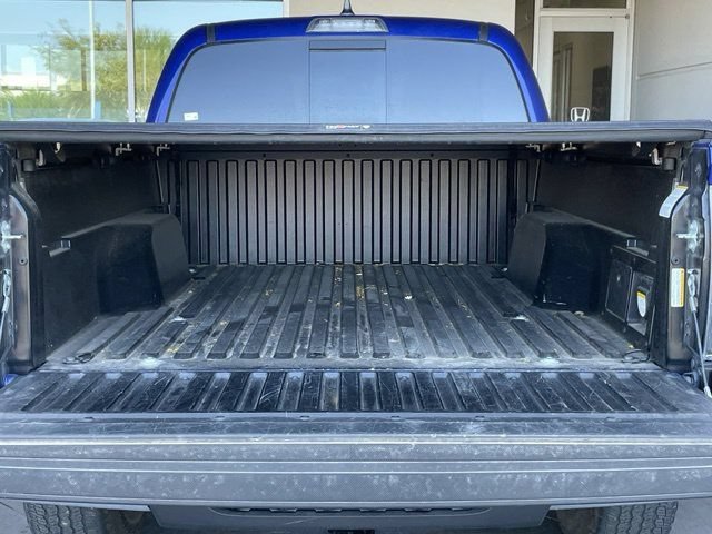 Used 2023 Toyota Tacoma TRD Off-Road w/ Black Out Package (TMS) AWD/4WD image 18