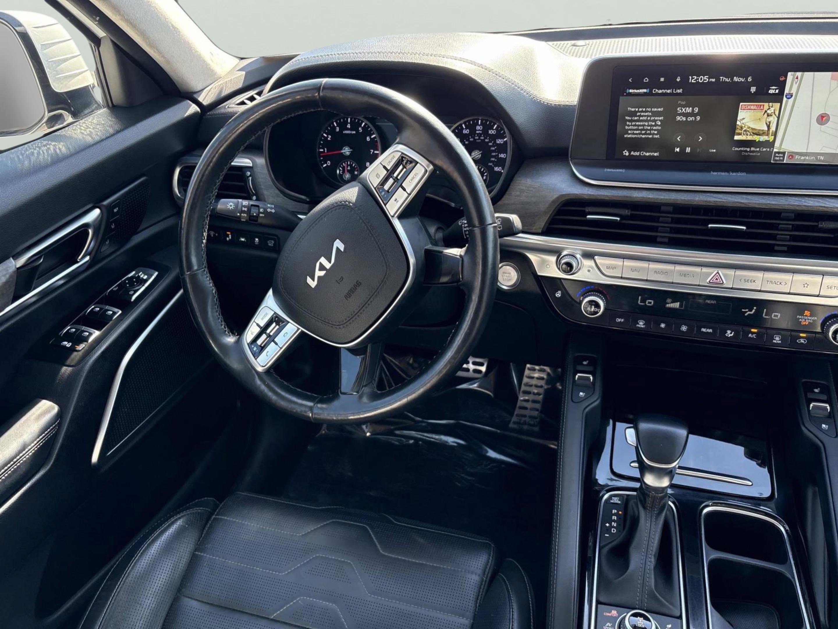 Used 2022 Kia Telluride SX w/ SX Prestige Package image 14