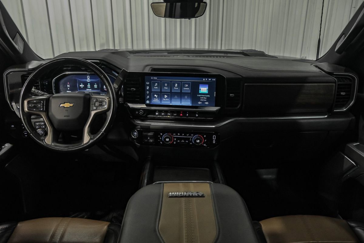 Used 2024 Chevrolet Silverado 2500 High Country w/ High Country Premium Package image 14