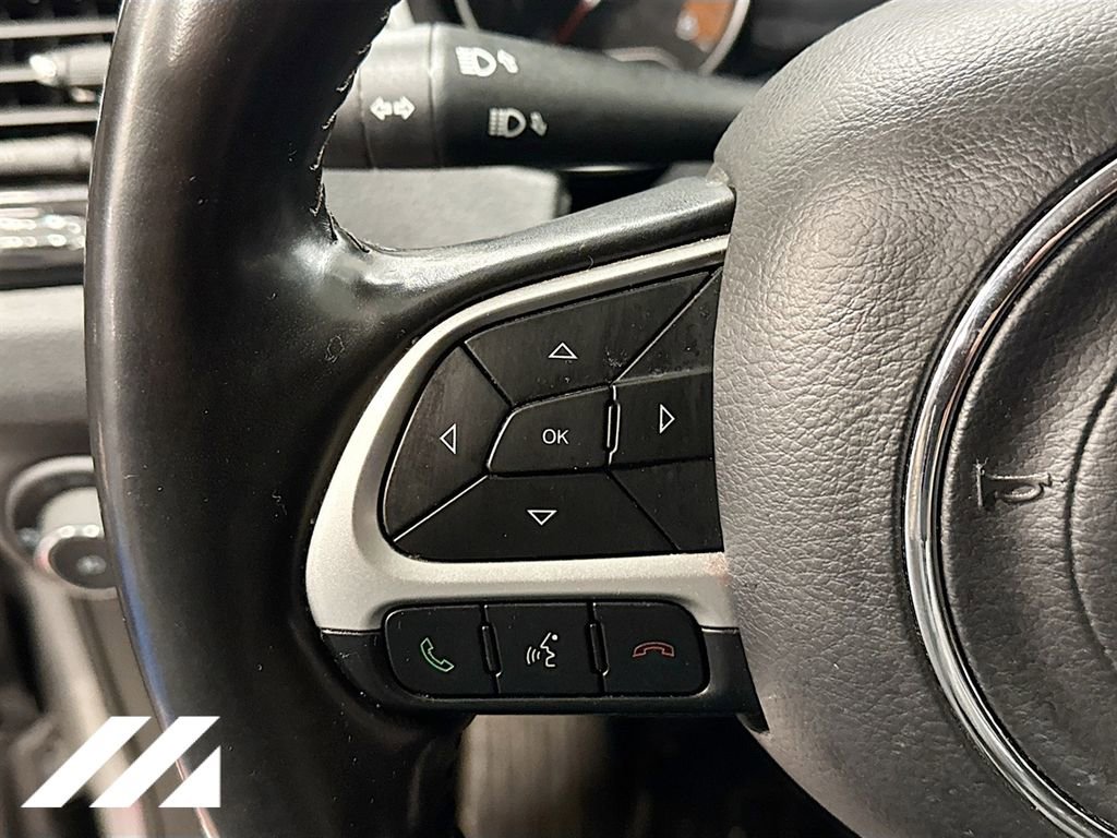 Used 2021 Jeep Compass Limited image 12