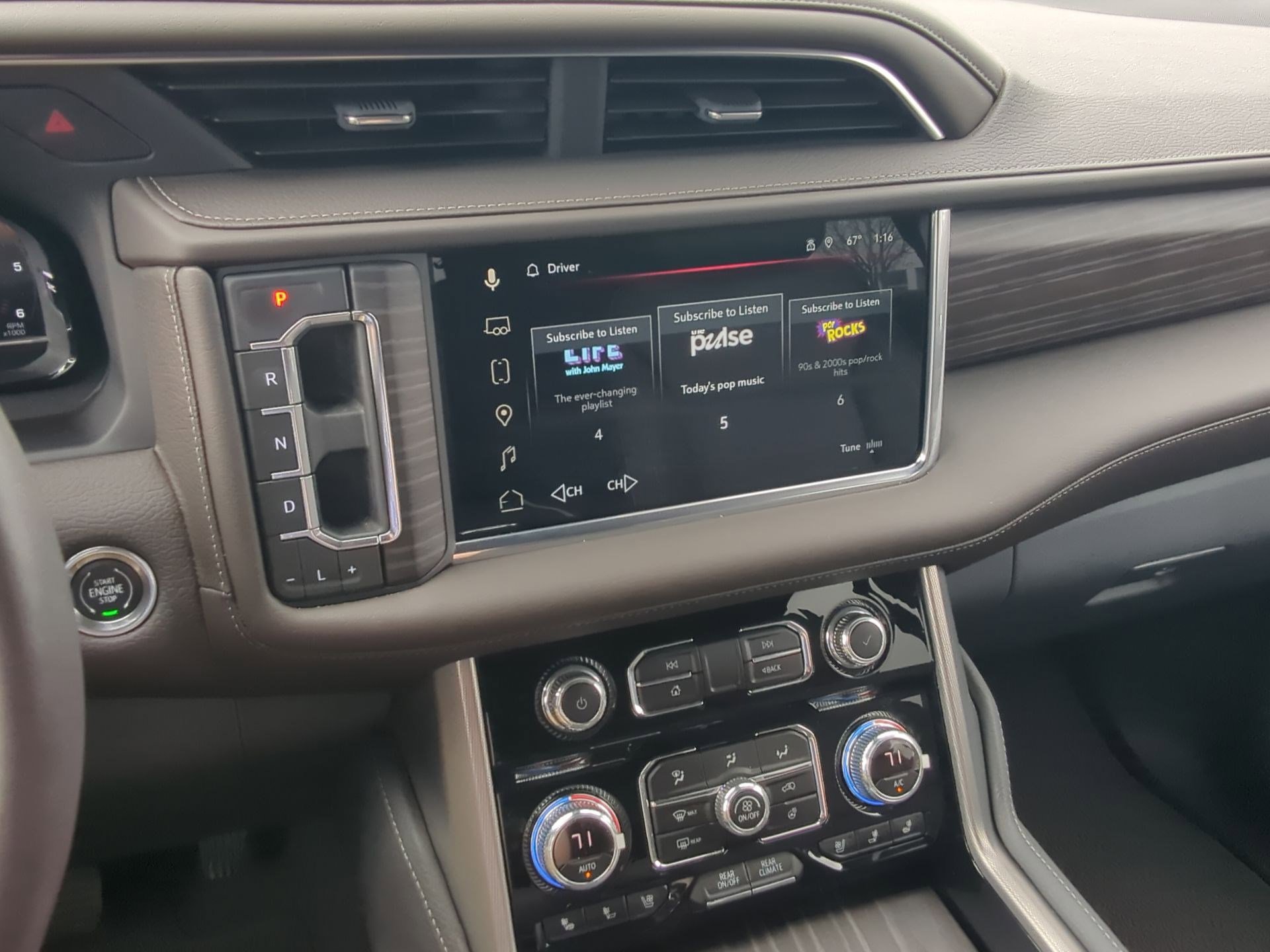 Used 2023 GMC Yukon XL Denali w/ Denali Reserve Package image 22