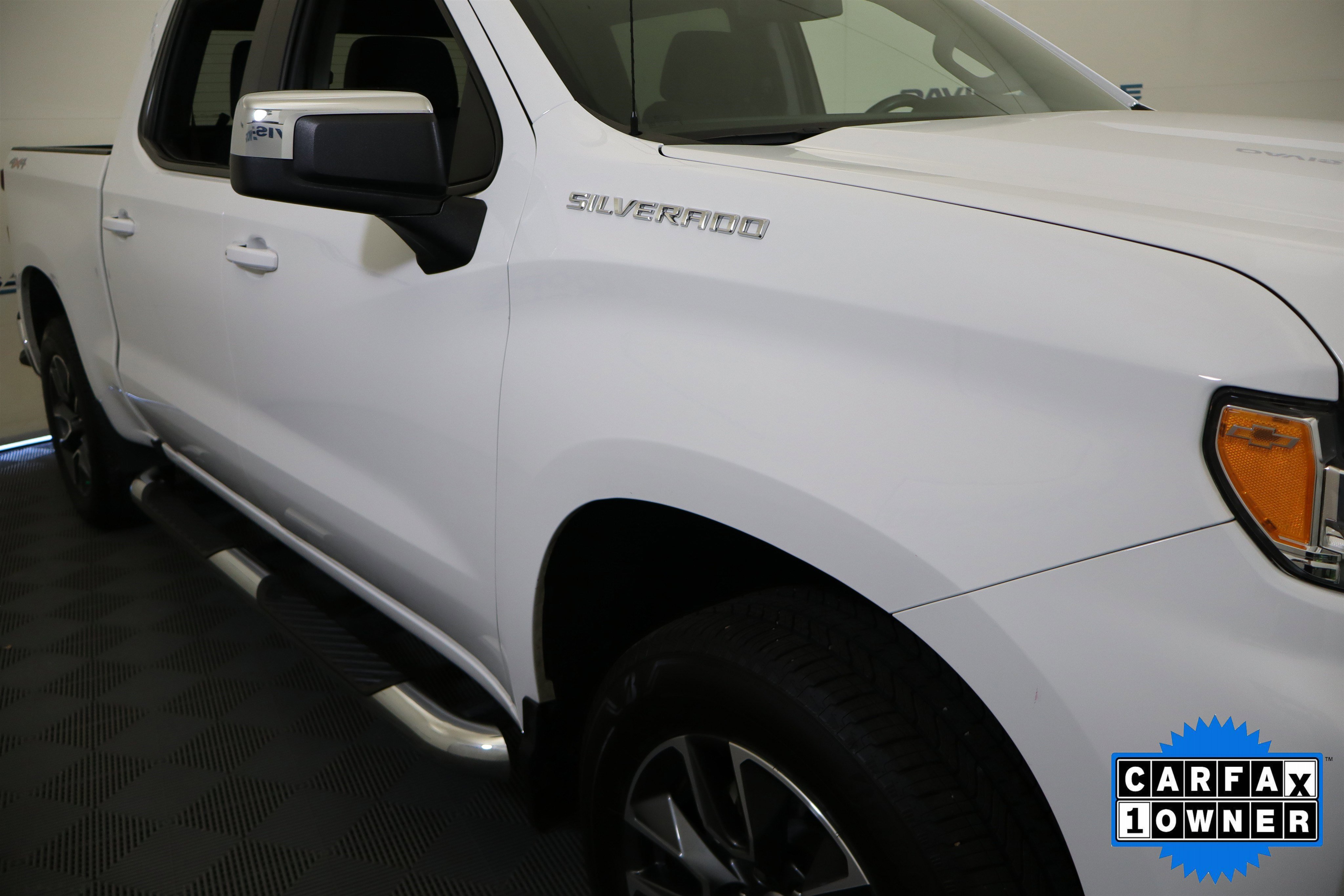 Used 2024 Chevrolet Silverado 1500 LT image 4