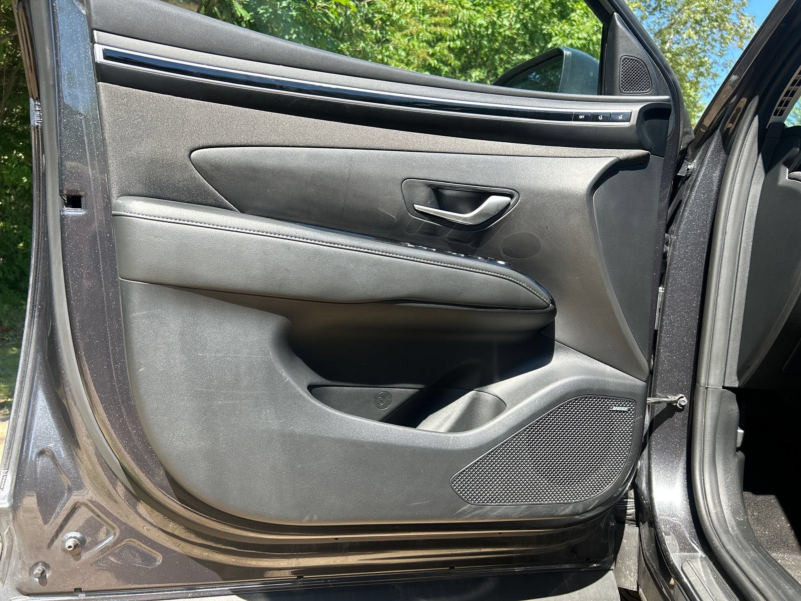 Certified 2023 Hyundai Tucson Limited AWD/4WD image 12