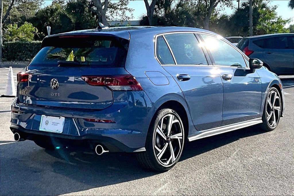 New 2026 Volkswagen GTI SE FWD image 5