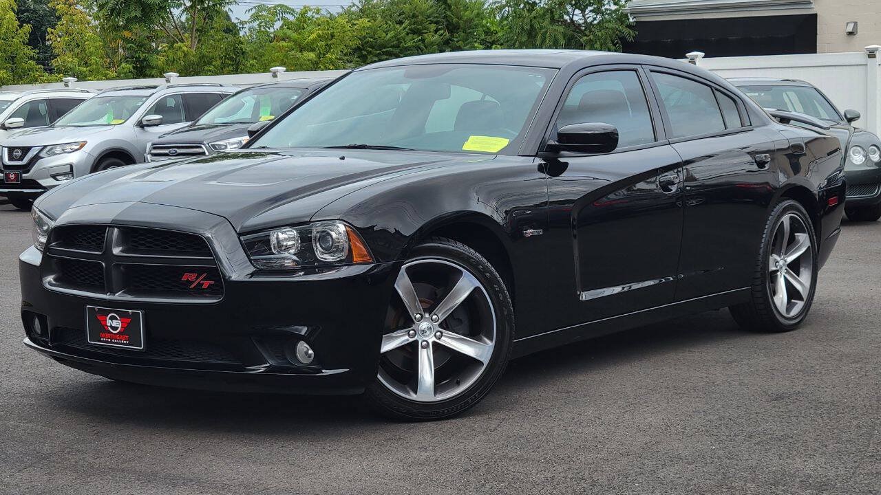Used 2014 Dodge Charger R/T RWD image 2