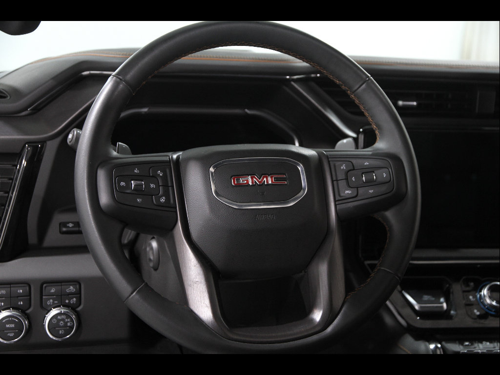 Used 2023 GMC Sierra 1500 AT4 w/ AT4 Premium Package AWD/4WD image 8