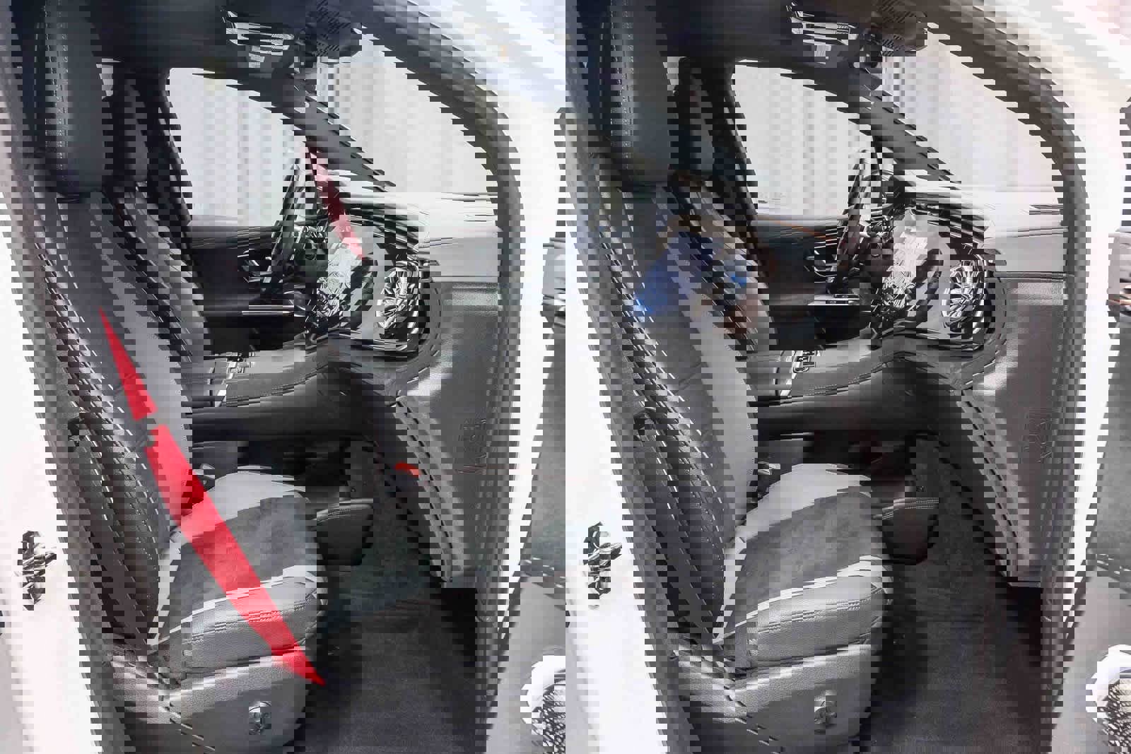 Used 2025 Mercedes-Benz EQE AMG 4MATIC SUV image 14