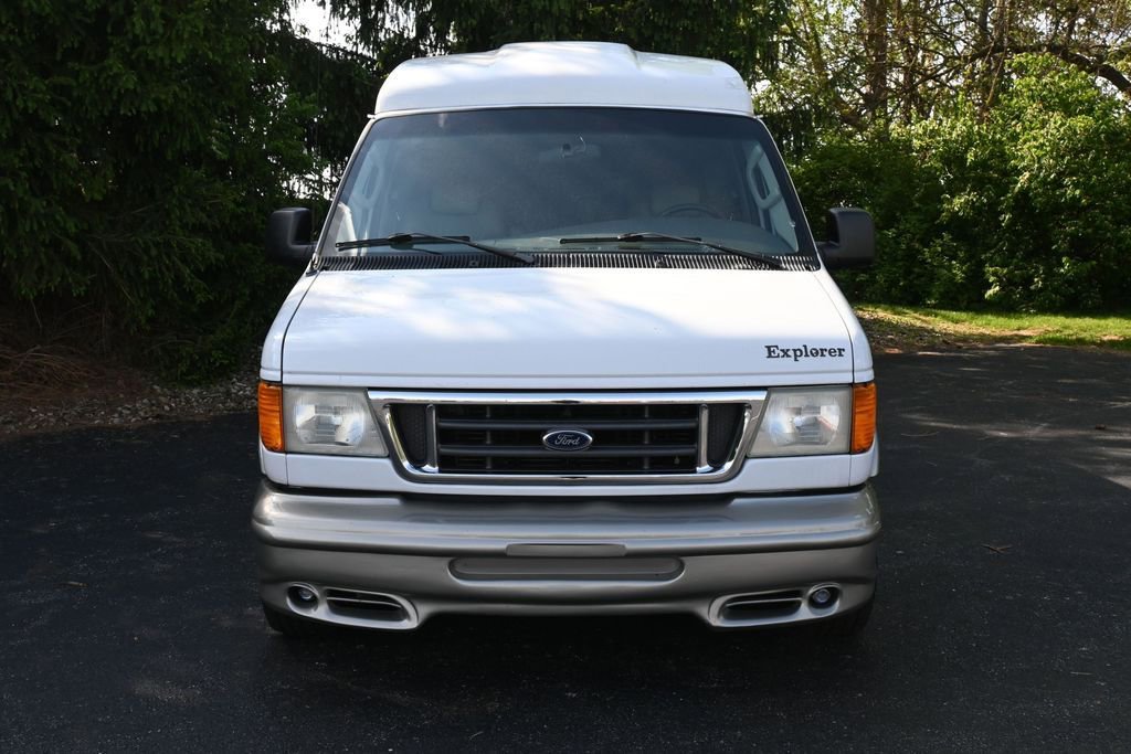 Used 2006 Ford E-150 and Econoline 150 RWD image 5
