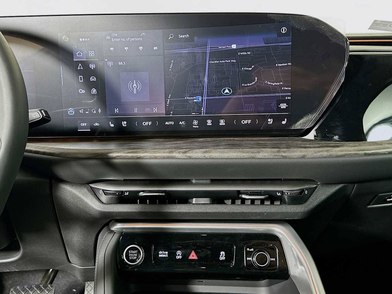 New 2025 Audi Q5 Premium Plus image 12