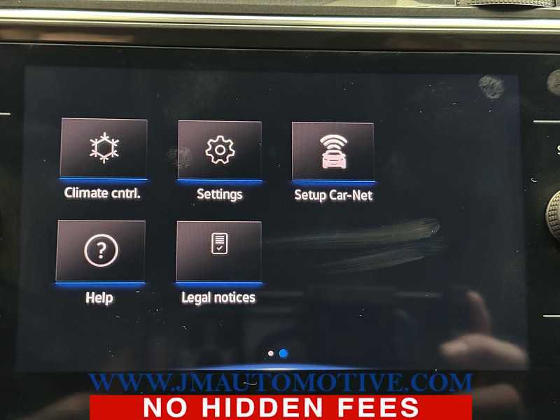 Used 2024 Volkswagen Tiguan SE image 30