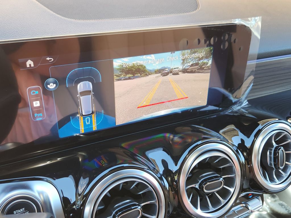 New 2026 Mercedes-Benz GLB 250 4MATIC image 17