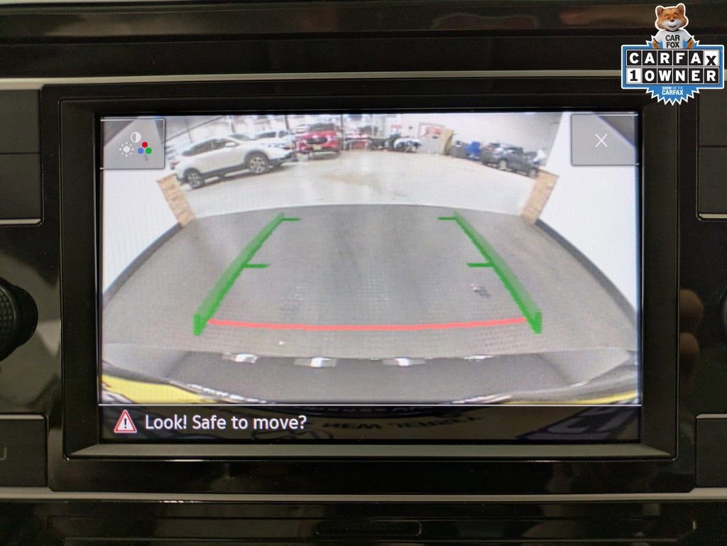 Used 2022 Volkswagen Tiguan S image 14