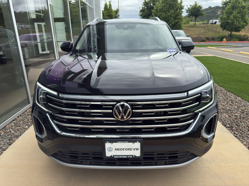 New 2025 Volkswagen Atlas SEL image 2