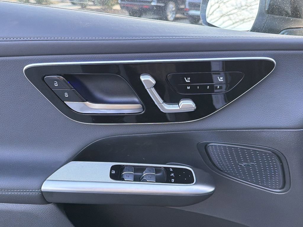 New 2026 Mercedes-Benz GLC 300 4MATIC image 24